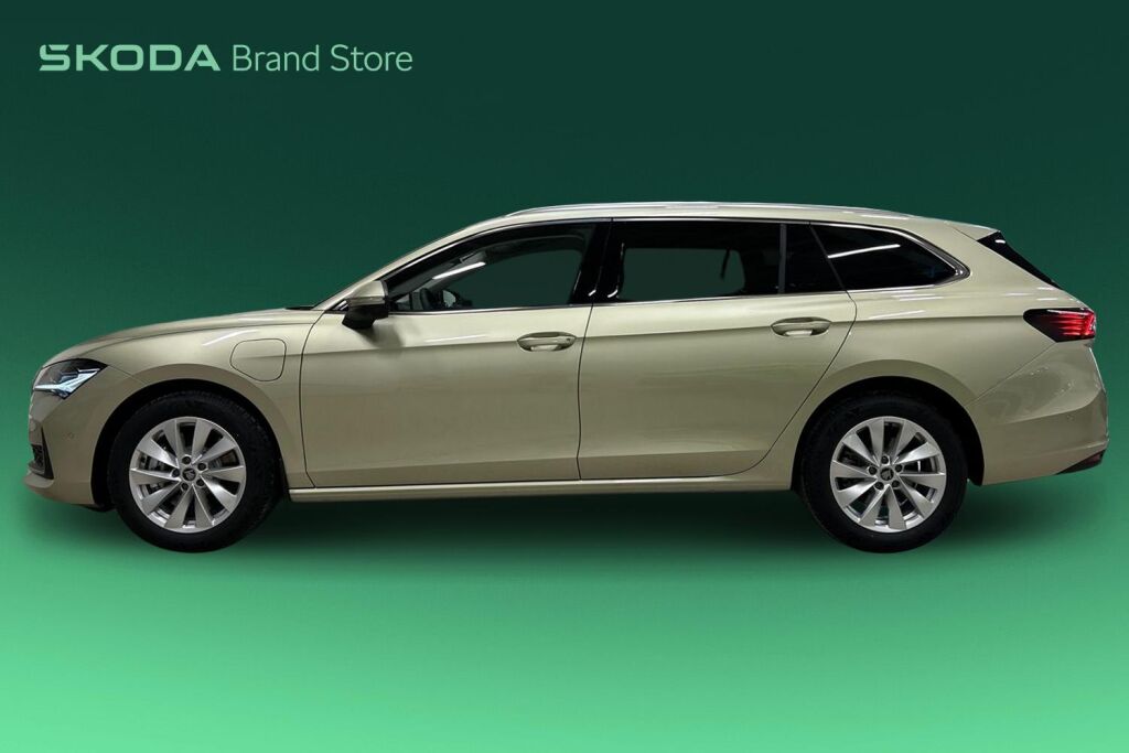 Skoda Superb 2026 Combi 1.5 TSI PHEV Style Explore DSG Autom.