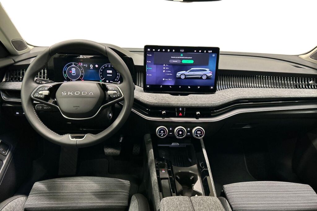 Skoda Superb 2026 Combi 1.5 TSI PHEV Style Explore DSG Autom.