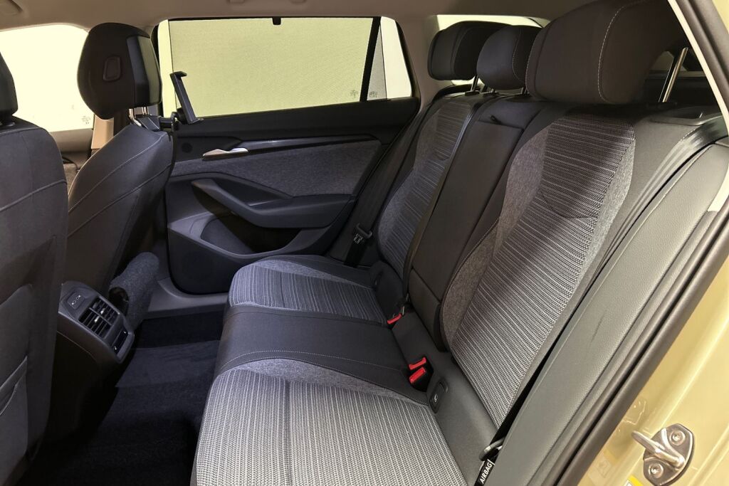 Skoda Superb 2026 Combi 1.5 TSI PHEV Style Explore DSG Autom.