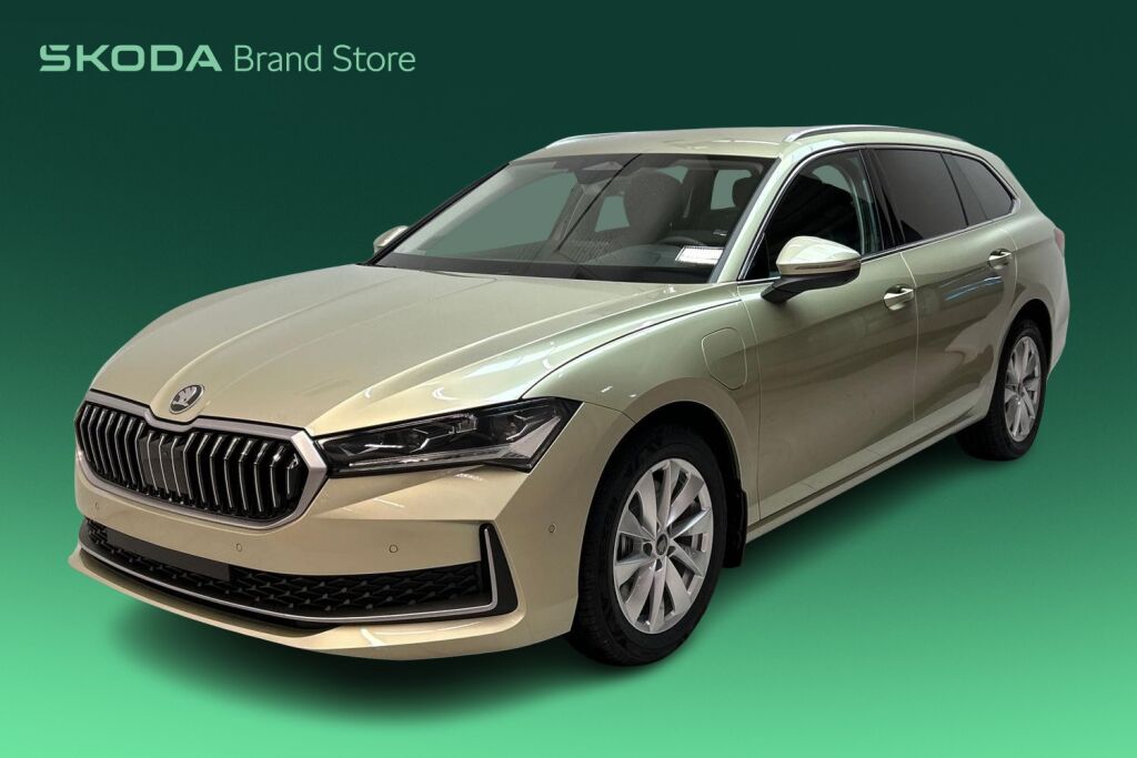 Skoda Superb 2026 Combi 1.5 TSI PHEV Style Explore DSG Autom.