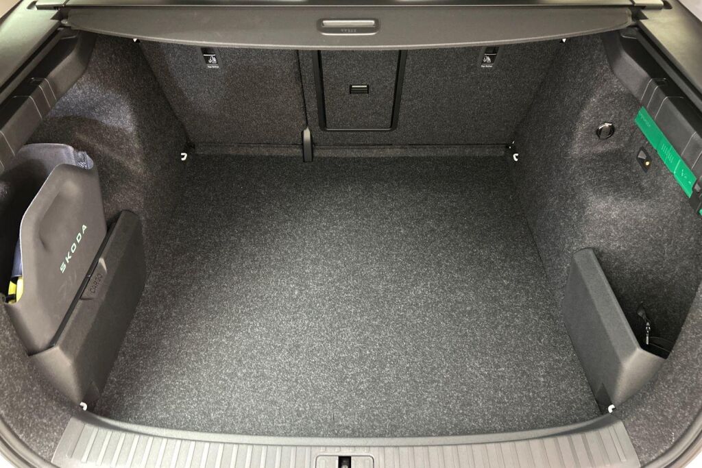 Skoda Enyaq 2026 85x 4x4 Style