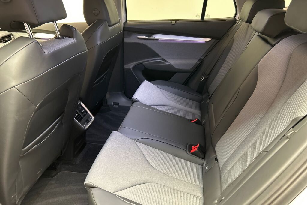 Skoda Enyaq 2026 85x 4x4 Style