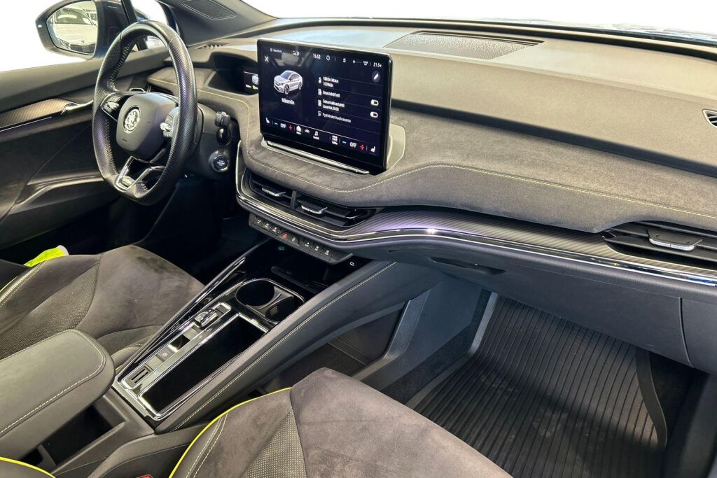 Skoda Enyaq 2023 Coupe 80x 4x4 RS iV