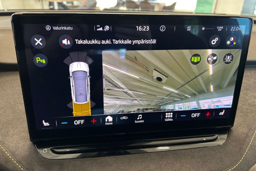 Skoda Enyaq 2023 Coupe 80x 4x4 RS iV