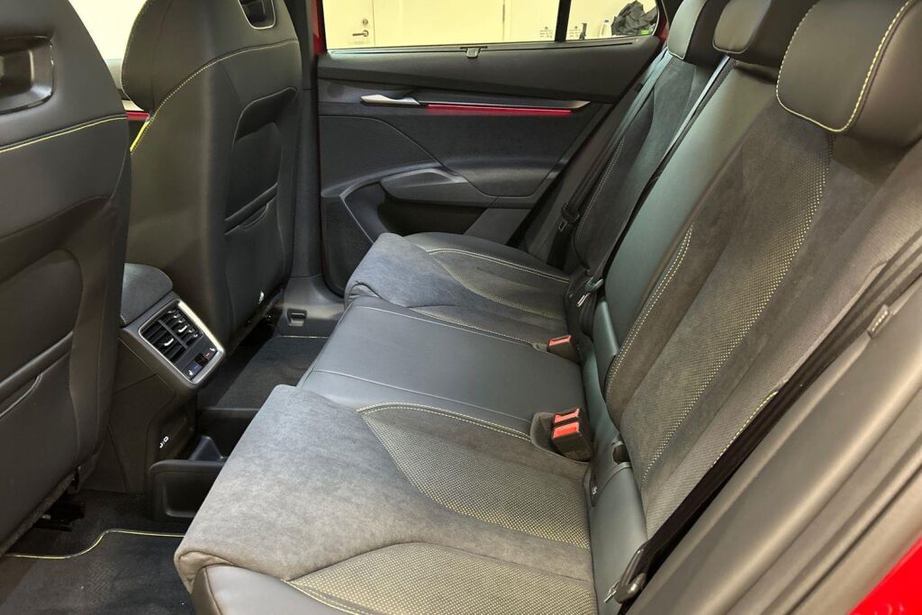 Skoda Elroq 2026 85x 4x4 RS