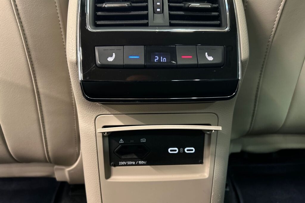 Skoda Superb 2020 1,4 TSI PHEV L&K iV DSG Autom.