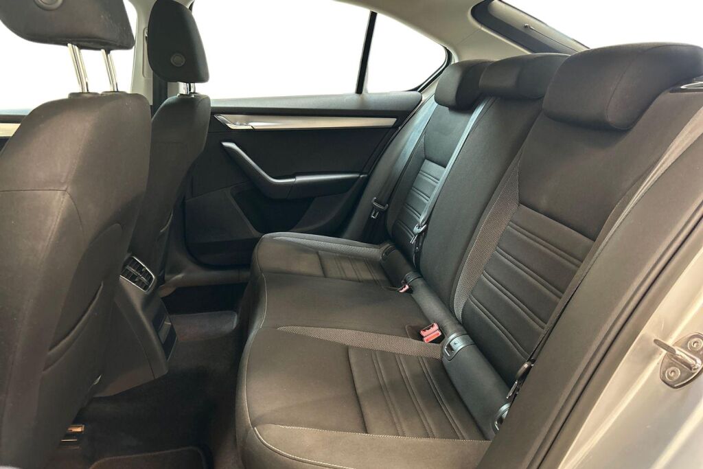 SKODA OCTAVIA 2018 1,6 TDI Ambition