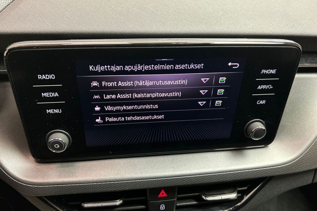 Skoda Kamiq 2023 1.0 TSI 110 Ambition DSG Autom.
