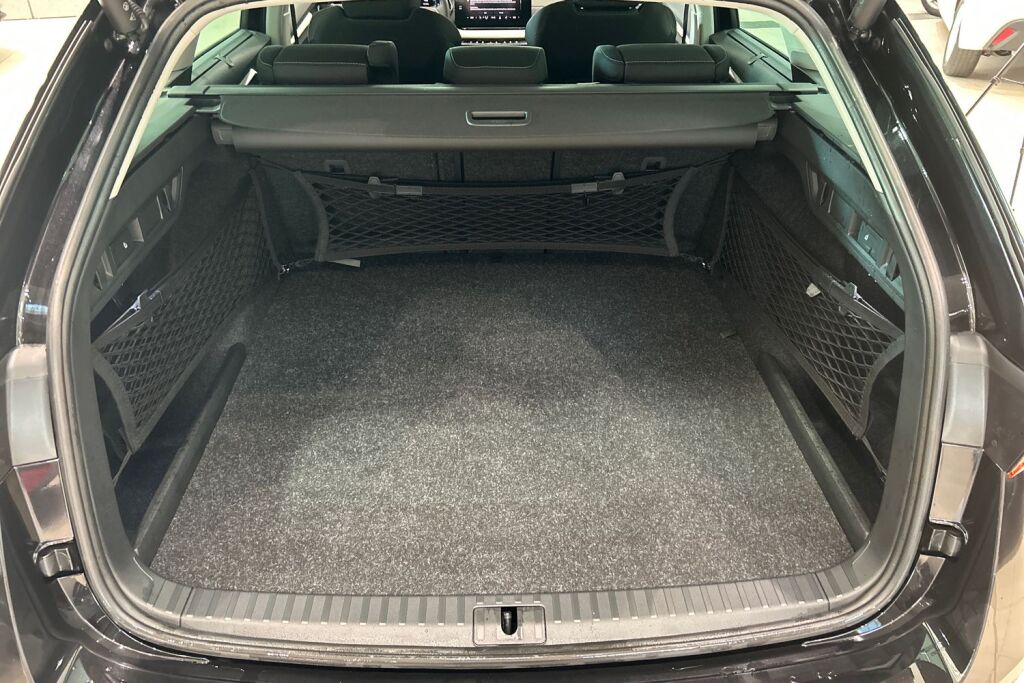 Skoda Octavia 2024 Combi 1.4 TSI PHEV Style iV DSG Autom.