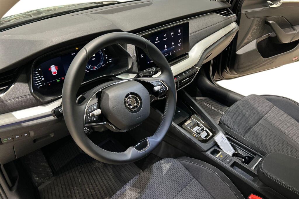 Skoda Octavia 2024 Combi 1.4 TSI PHEV Style iV DSG Autom.