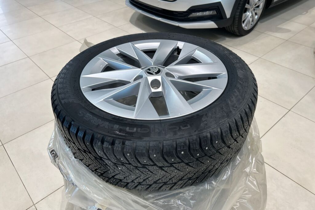 Skoda Octavia 2024 Combi 1.4 TSI PHEV Ambition iV DSG Autom.