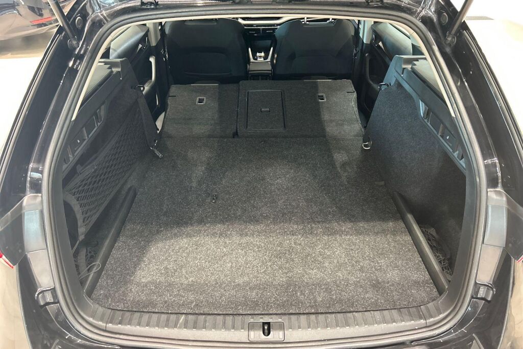 Skoda Octavia 2024 Combi 1.4 TSI PHEV Ambition iV DSG Autom.