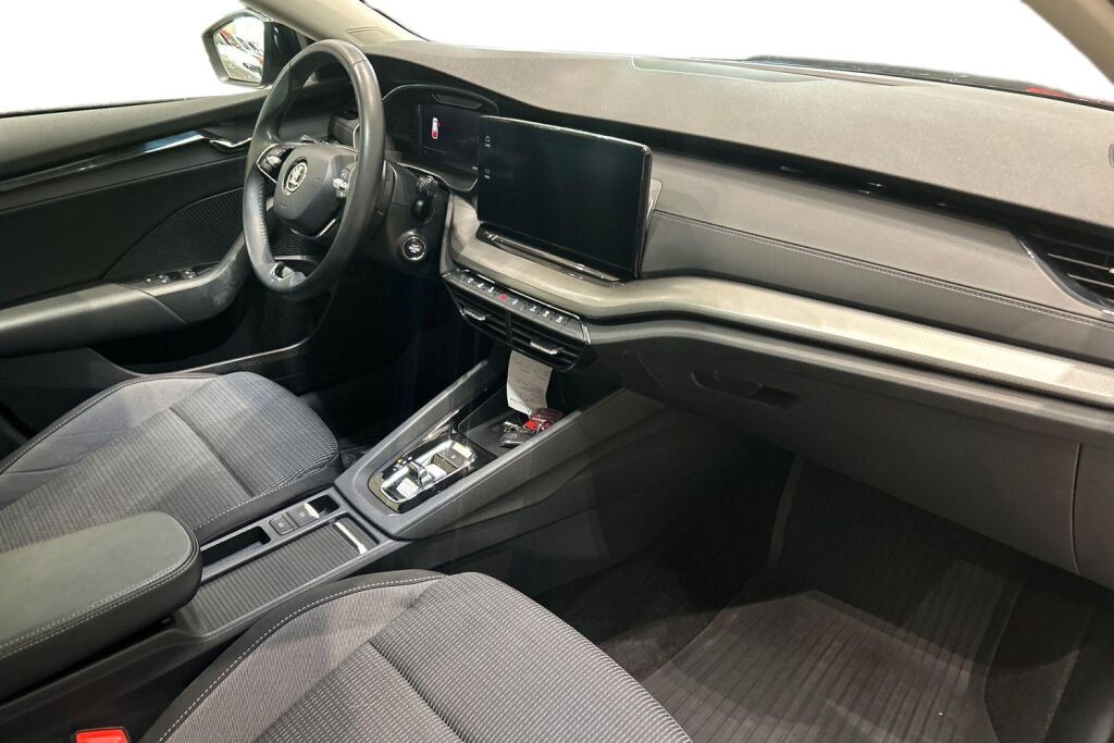 SKODA Octavia 2023 Combi 1.4 TSI PHEV Ambition iV DSG Autom.