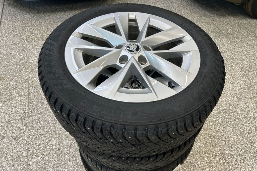 Skoda Octavia 2023 Combi 1.4 TSI PHEV Ambition iV DSG Autom.