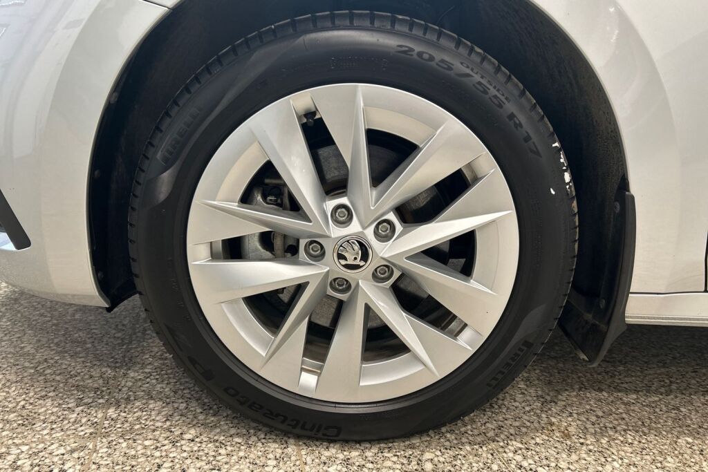 Skoda Octavia 2023 Combi 1.4 TSI PHEV Ambition iV DSG Autom.