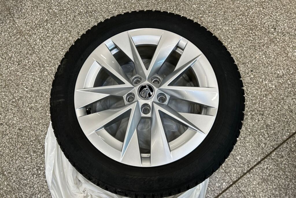 Skoda Octavia 2023 Combi 1.4 TSI PHEV Ambition iV DSG Autom.