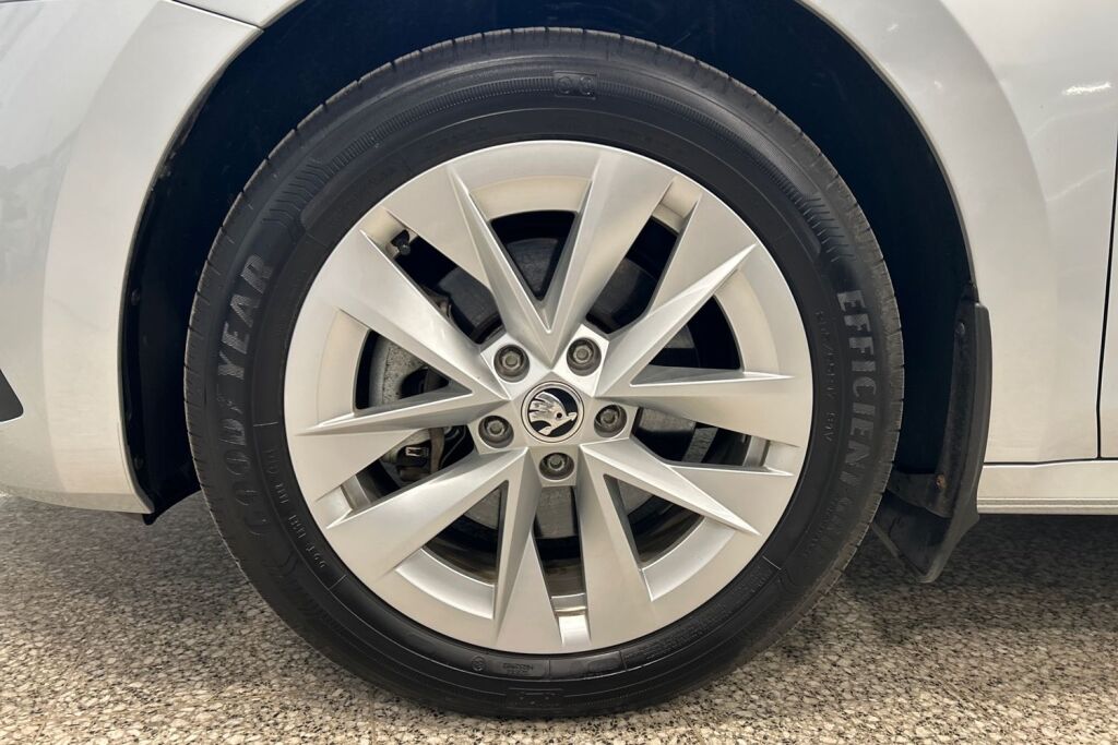 Skoda Octavia 2024 Combi 1.4 TSI PHEV Ambition iV DSG Autom.