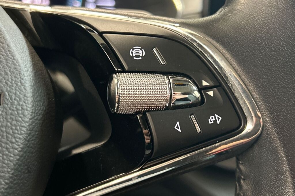 Skoda Octavia 2024 Combi 1.4 TSI PHEV Ambition iV DSG Autom.