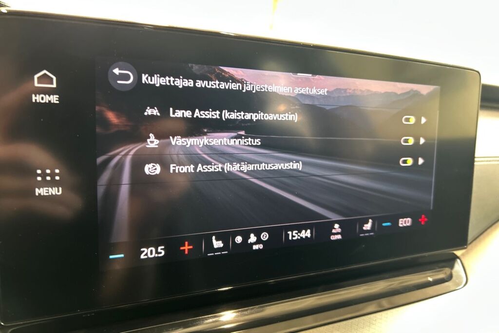 SKODA OCTAVIA 2024 Combi 1.4 TSI PHEV Ambition iV DSG Autom.