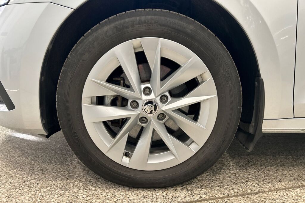 SKODA OCTAVIA 2024 Combi 1.4 TSI PHEV Ambition iV DSG Autom.