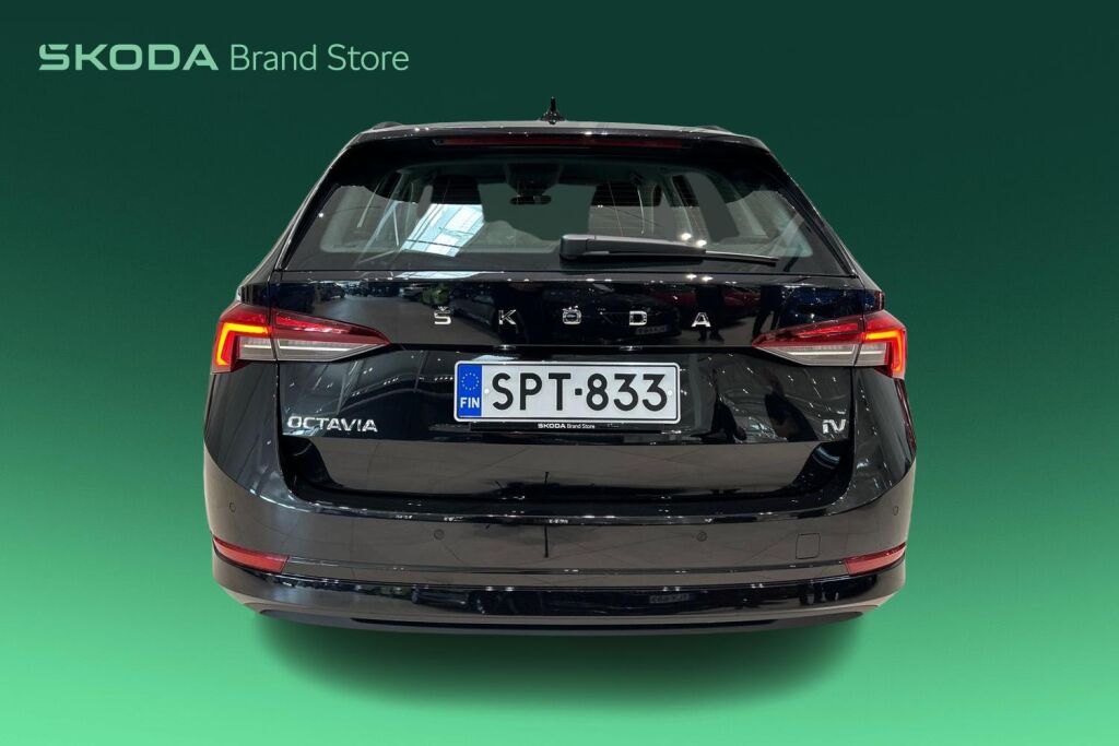 SKODA Octavia 2023 Combi 1.4 TSI PHEV Ambition iV DSG Autom.