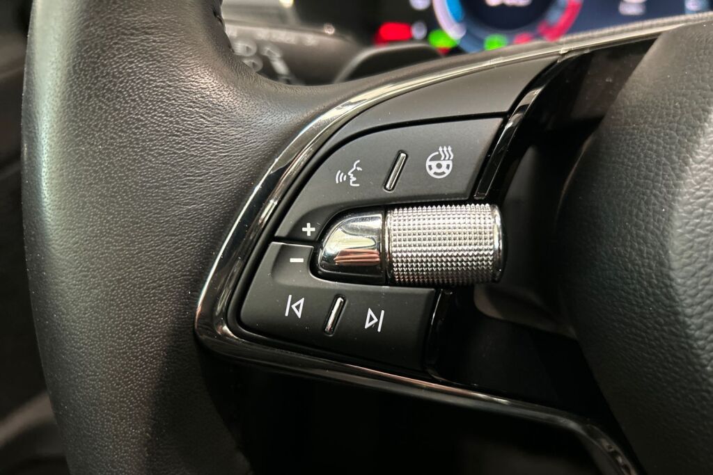 SKODA Octavia 2023 Combi 1.4 TSI PHEV Ambition iV DSG Autom.