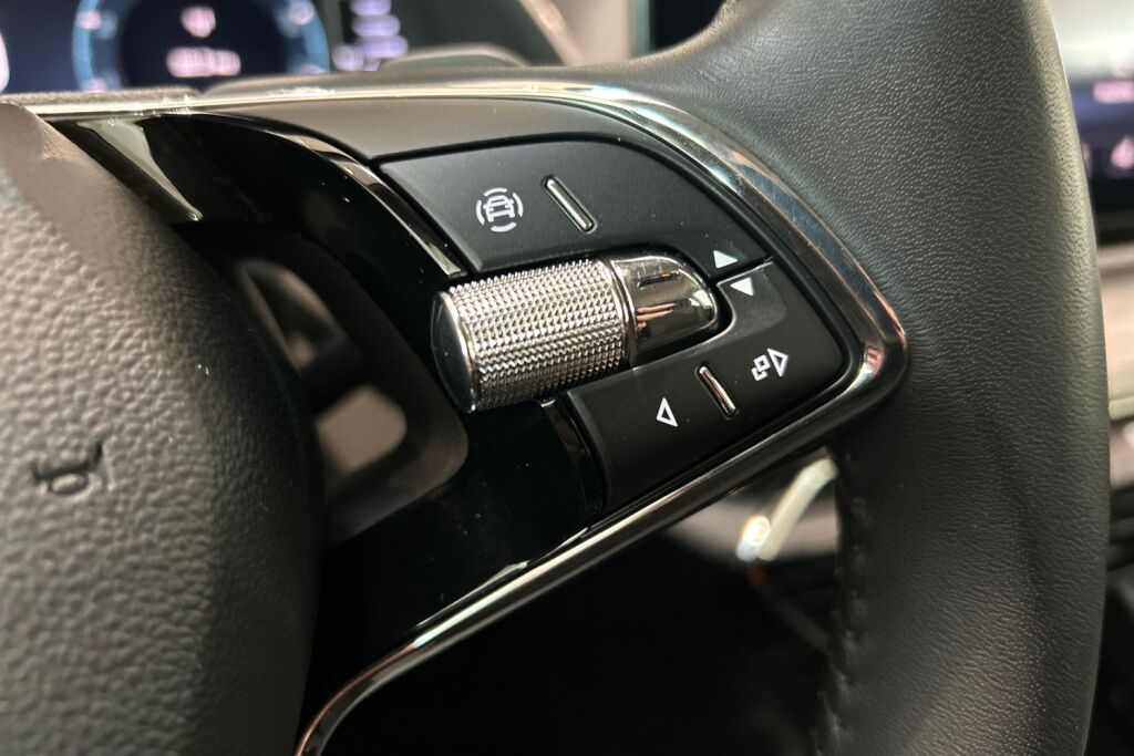 SKODA Octavia 2023 Combi 1.4 TSI PHEV Ambition iV DSG Autom.