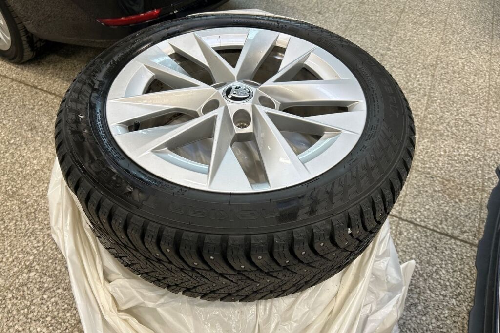 Skoda Octavia 2024 Combi 1.4 TSI PHEV Ambition iV DSG Autom.