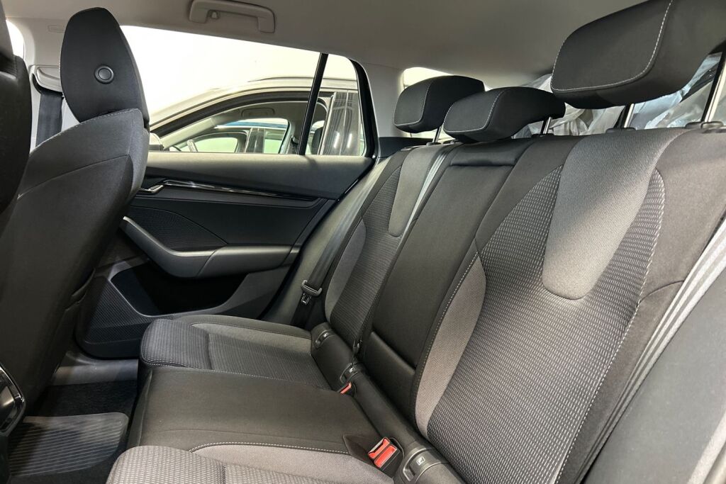 Skoda Octavia 2024 Combi 1.4 TSI PHEV Ambition iV DSG Autom.