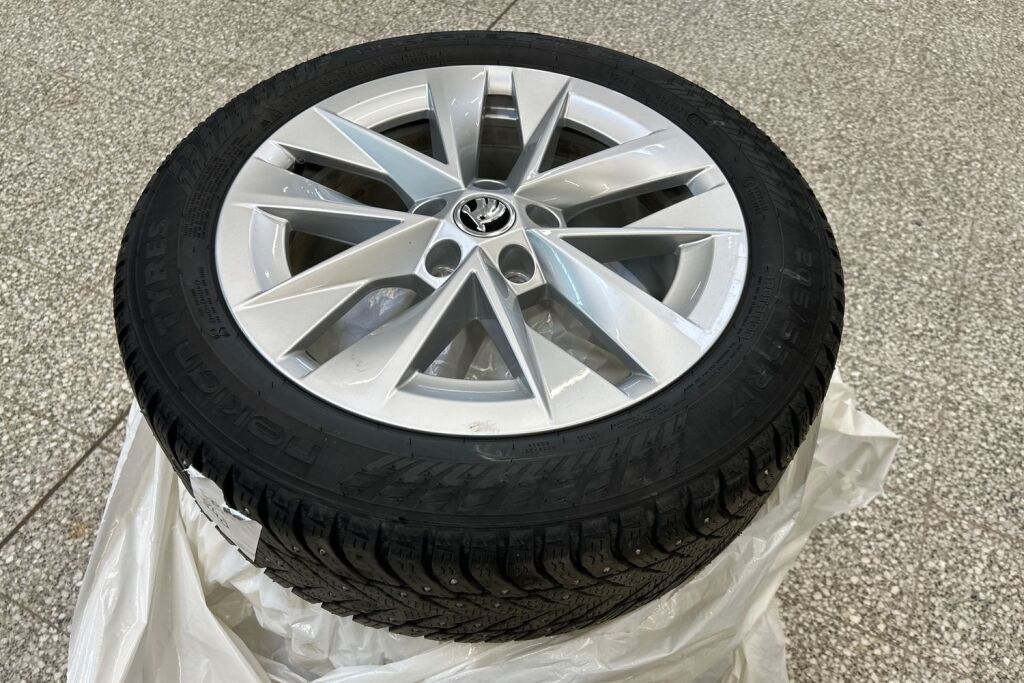 Skoda Octavia 2023 Combi 1.4 TSI PHEV Ambition iV DSG Autom.