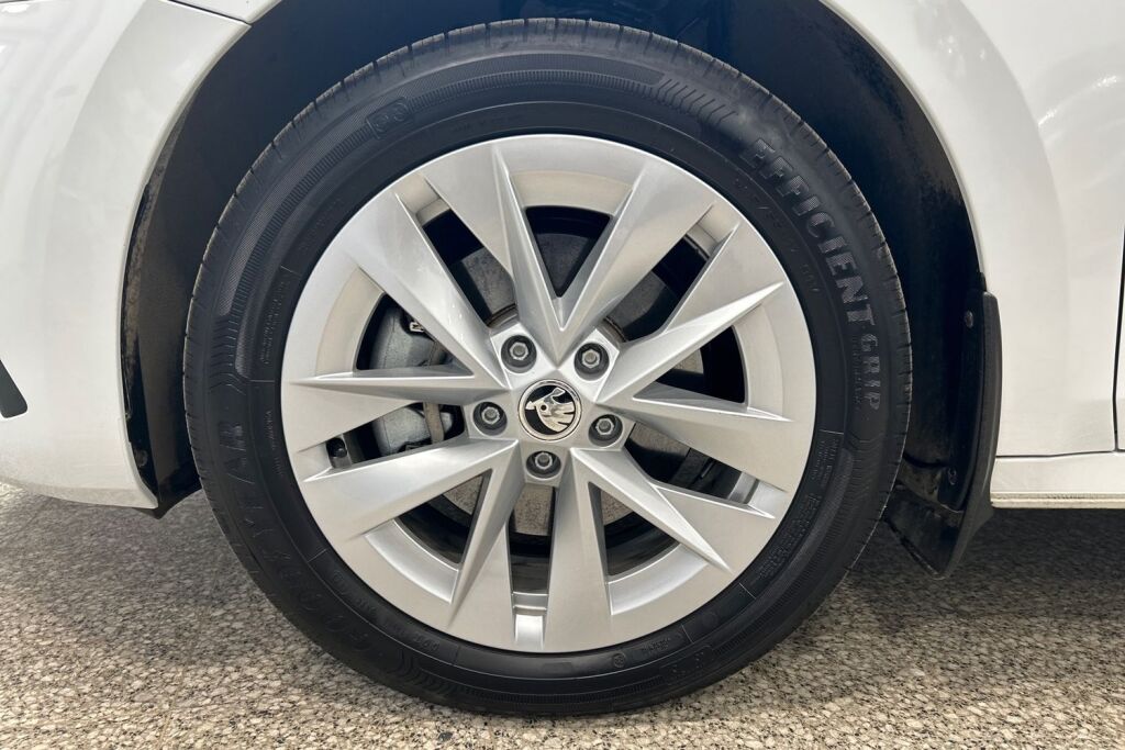 SKODA OCTAVIA 2024 Combi 1.4 TSI PHEV Ambition iV DSG Autom.