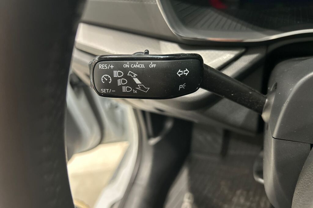 SKODA Octavia 2024 Combi 1.4 TSI PHEV Ambition iV DSG Autom.