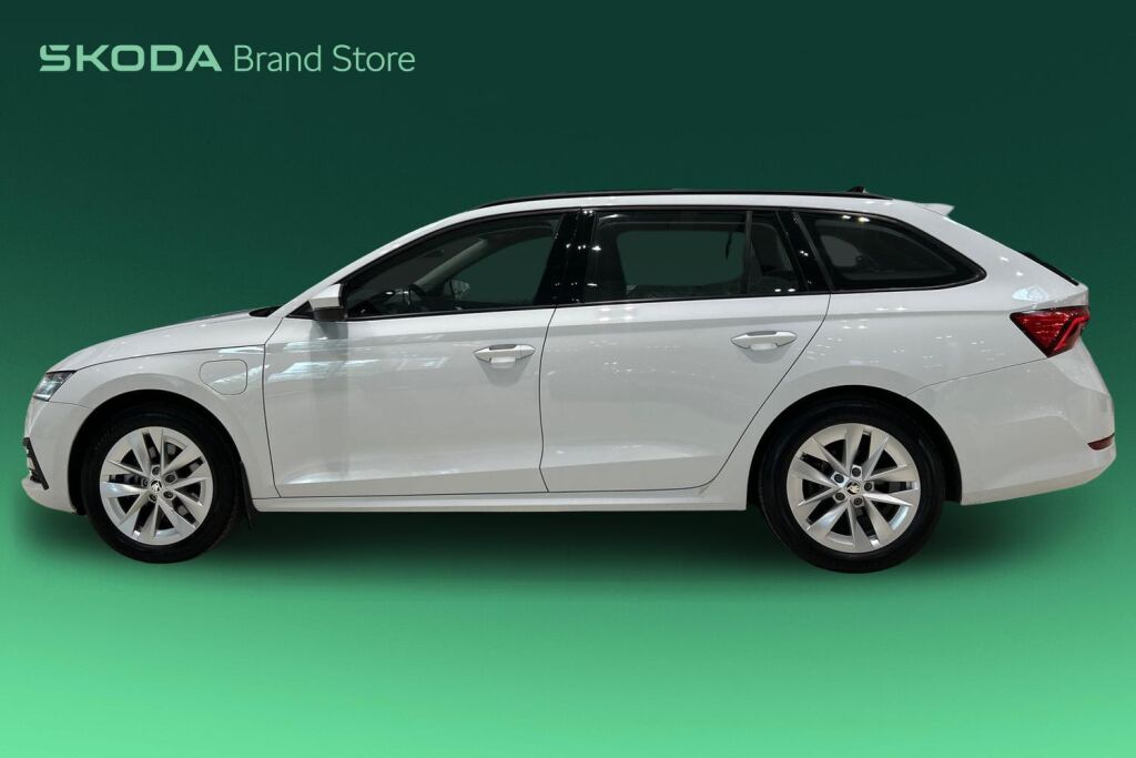 SKODA Octavia 2024 Combi 1.4 TSI PHEV Ambition iV DSG Autom.
