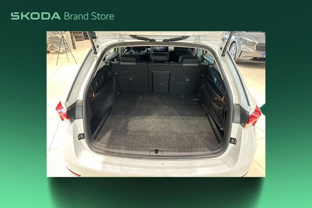 Skoda Octavia 2023 Combi 1.4 TSI PHEV Ambition iV DSG Autom.