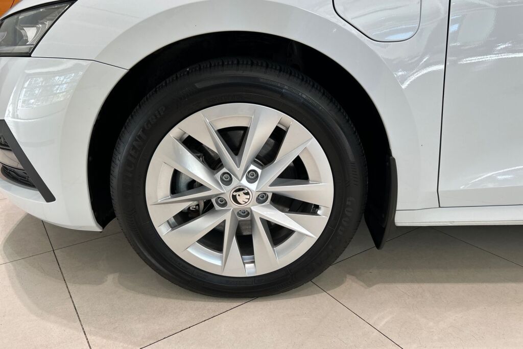 Skoda Octavia 2024 Combi 1.4 TSI PHEV Ambition iV DSG Autom.