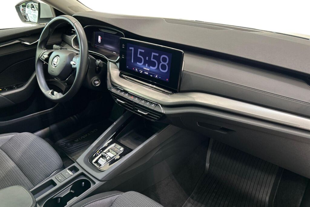 Skoda Octavia 2024 Combi 1.4 TSI PHEV Ambition iV DSG Autom.