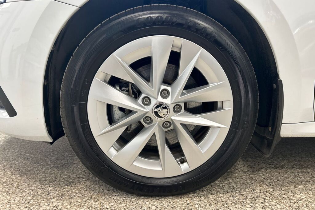 SKODA OCTAVIA 2024 Combi 1.4 TSI PHEV Ambition iV DSG Autom.