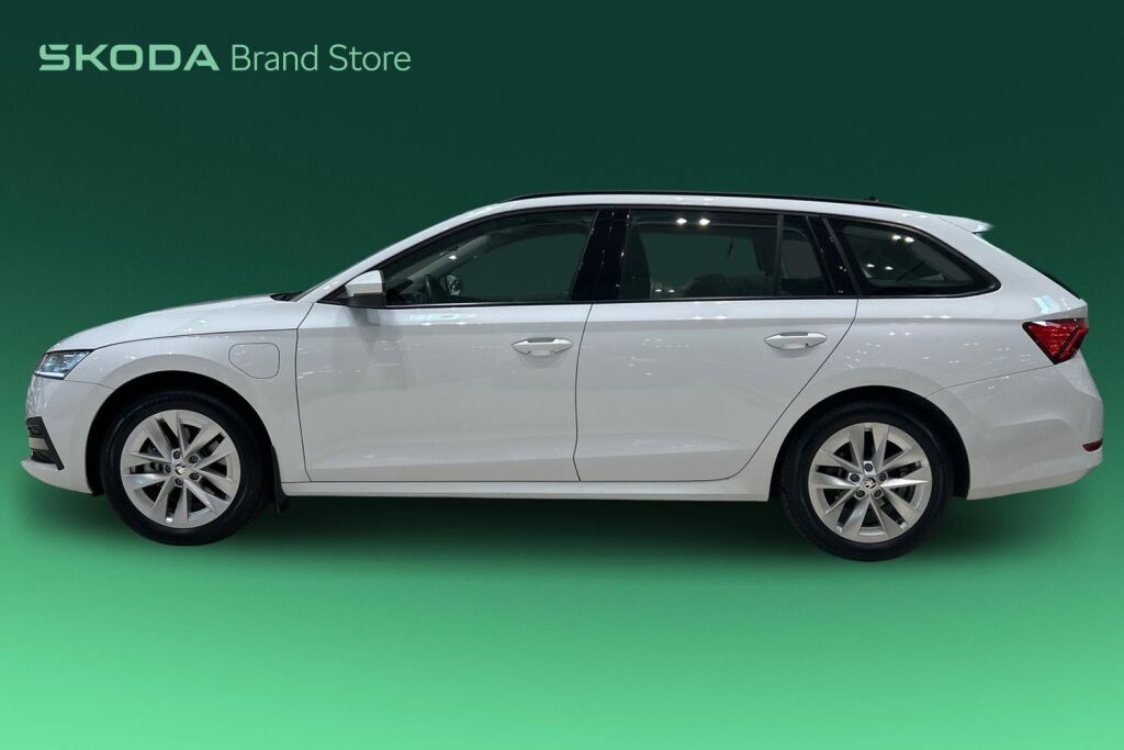 SKODA Octavia 2024 Combi 1.4 TSI PHEV Ambition iV DSG Autom.