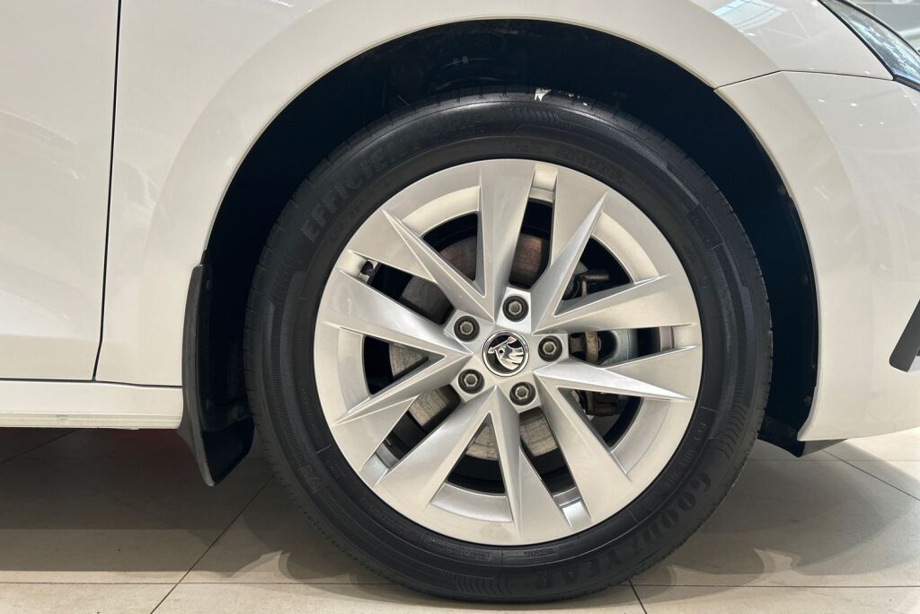 SKODA Octavia 2024 Combi 1.4 TSI PHEV Ambition iV DSG Autom.
