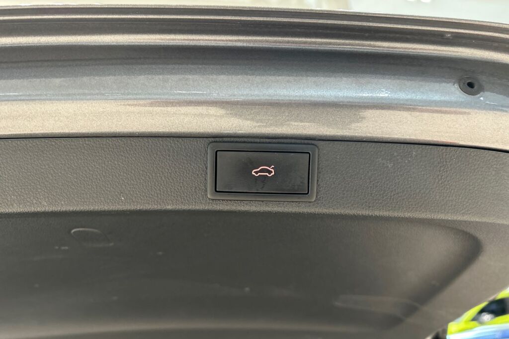 SKODA OCTAVIA 2024 Combi 1.4 TSI PHEV Style iV DSG Autom.