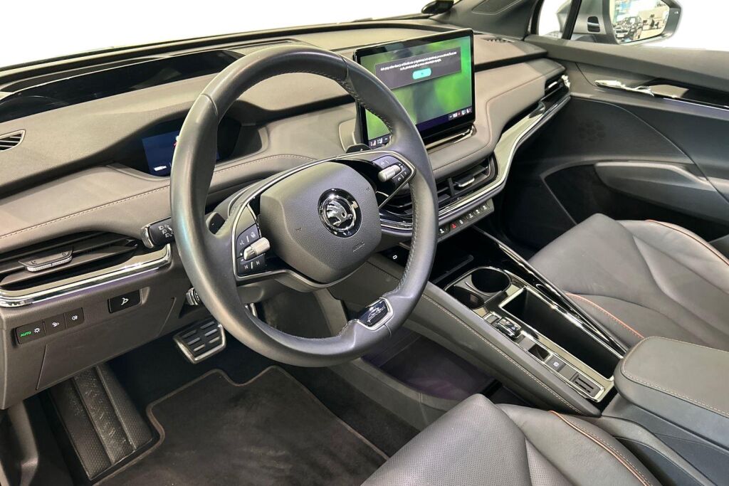 Skoda Enyaq 2024 Coupe 85x 4x4 L&K BusinessLine
