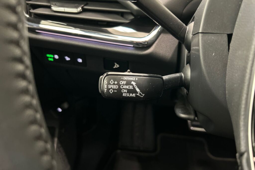 Skoda Enyaq 2024 Coupe 85x 4x4 L&K BusinessLine