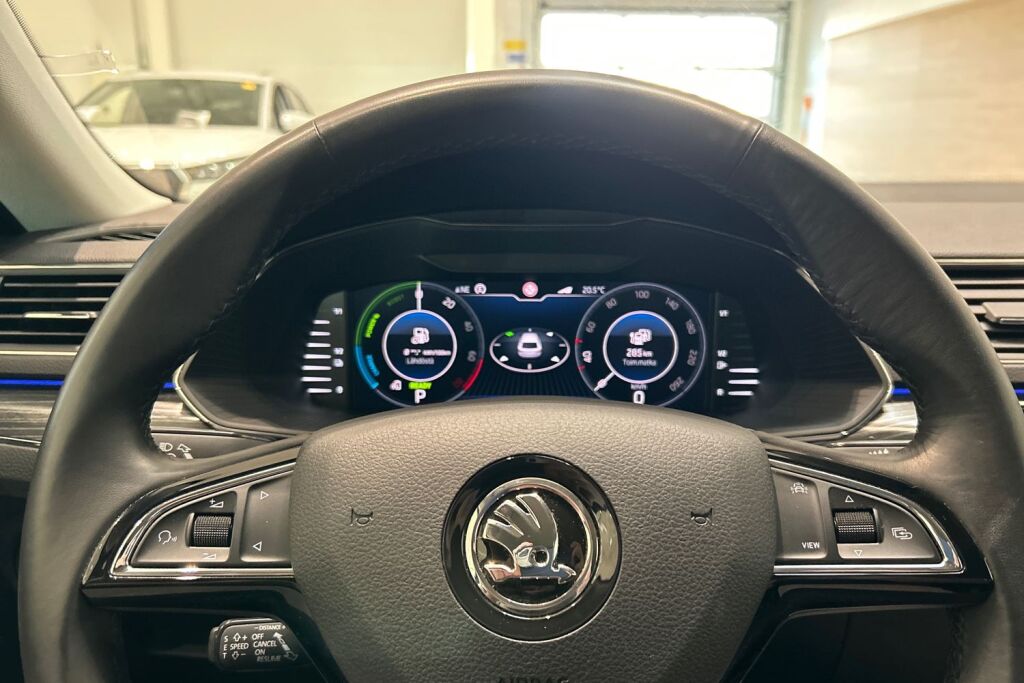 SKODA SUPERB 2020 Combi 1,4 TSI PHEV Style iV DSG Autom.