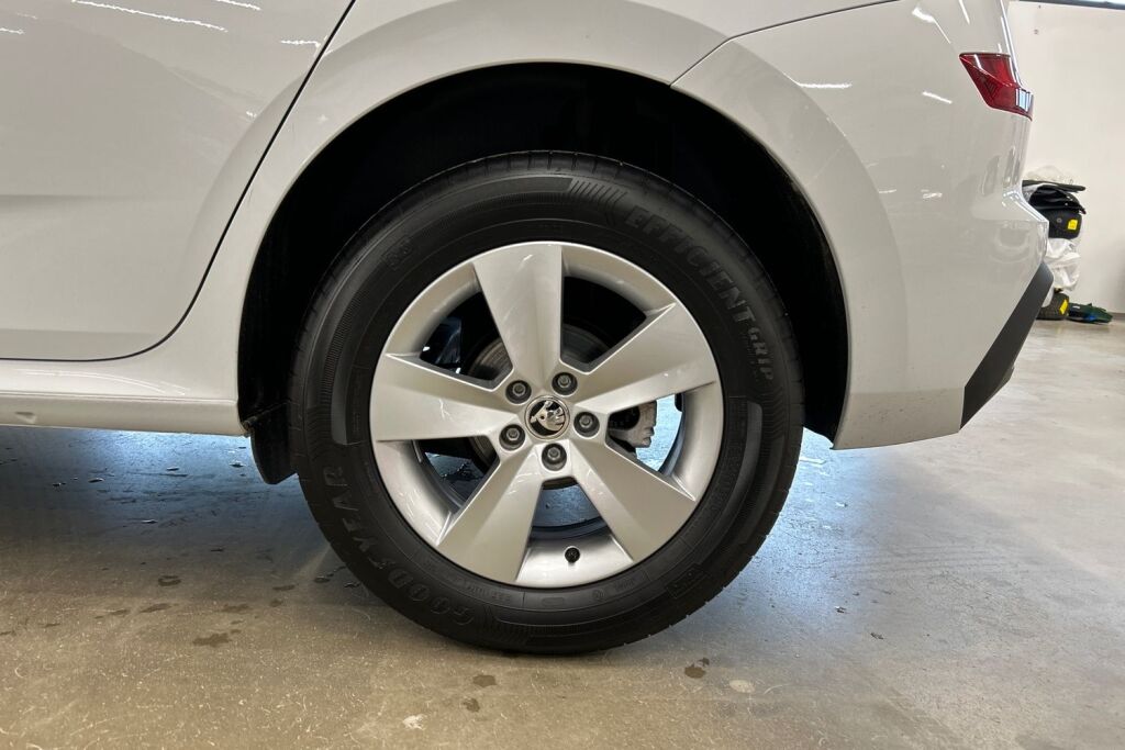 SKODA Kamiq 2024 1.0 TSI 116 Selection DSG Autom.