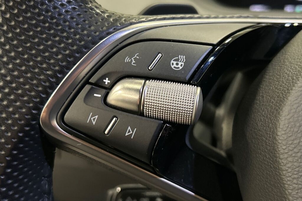 SKODA Enyaq iV 2025 85 SportLine Business 25 5AZQK2