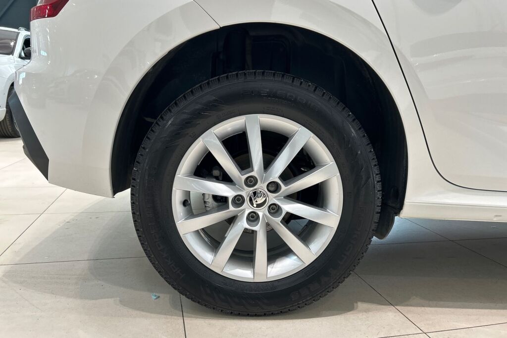 Skoda Kamiq 2024 1.0 TSI 116 Selection DSG Autom.