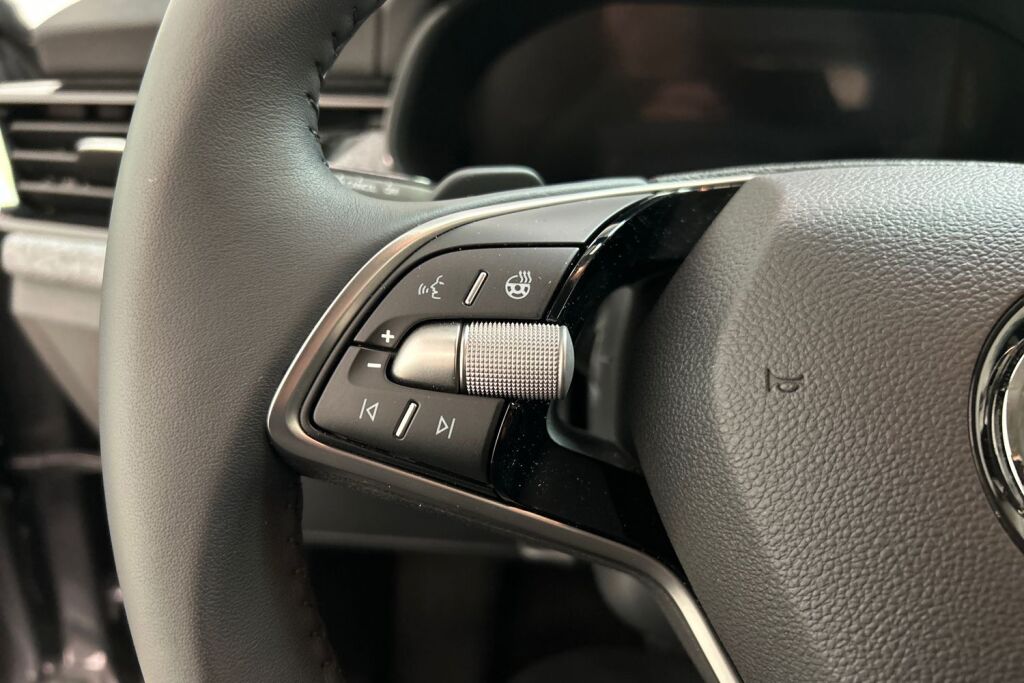 Skoda Kamiq 2024 1.0 TSI 116 Selection DSG Autom.