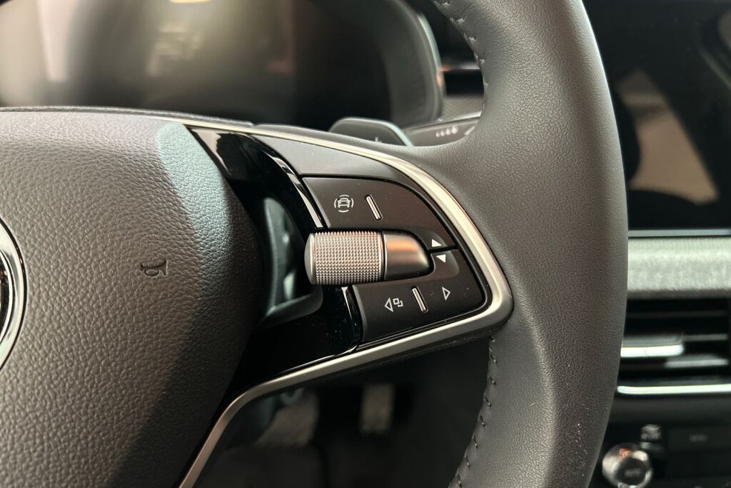 Skoda Kamiq 2024 1.0 TSI 116 Selection DSG Autom.