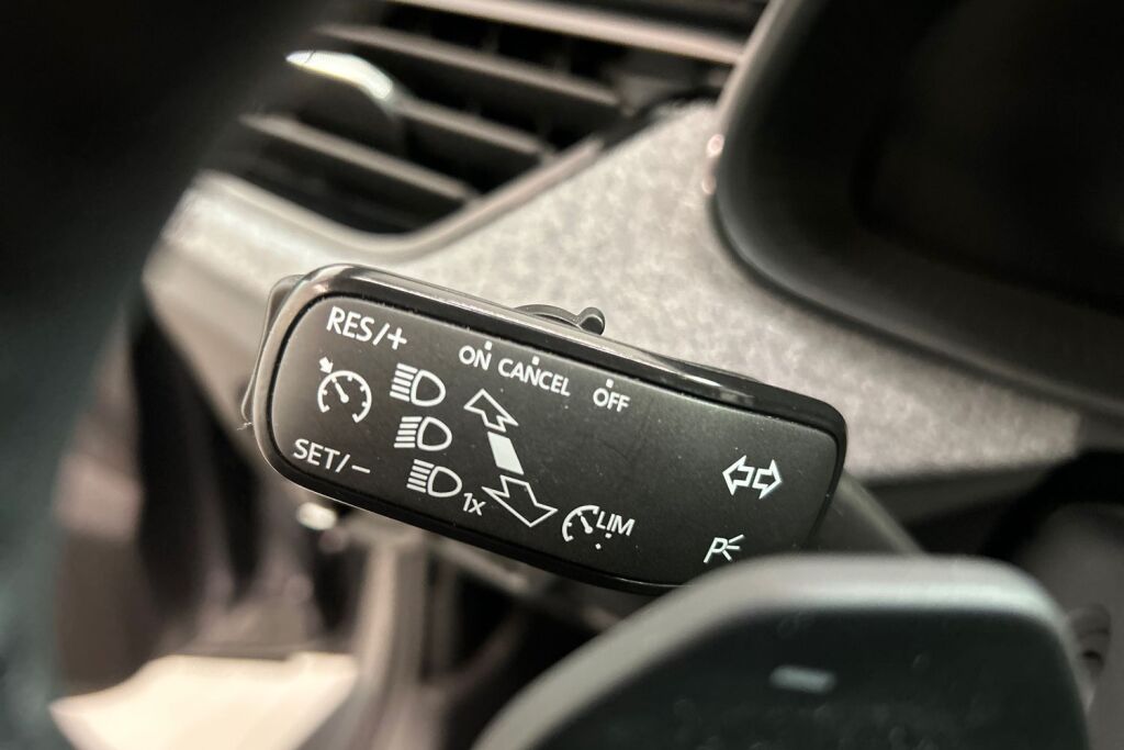 Skoda Kamiq 2024 1.0 TSI 116 Selection DSG Autom.
