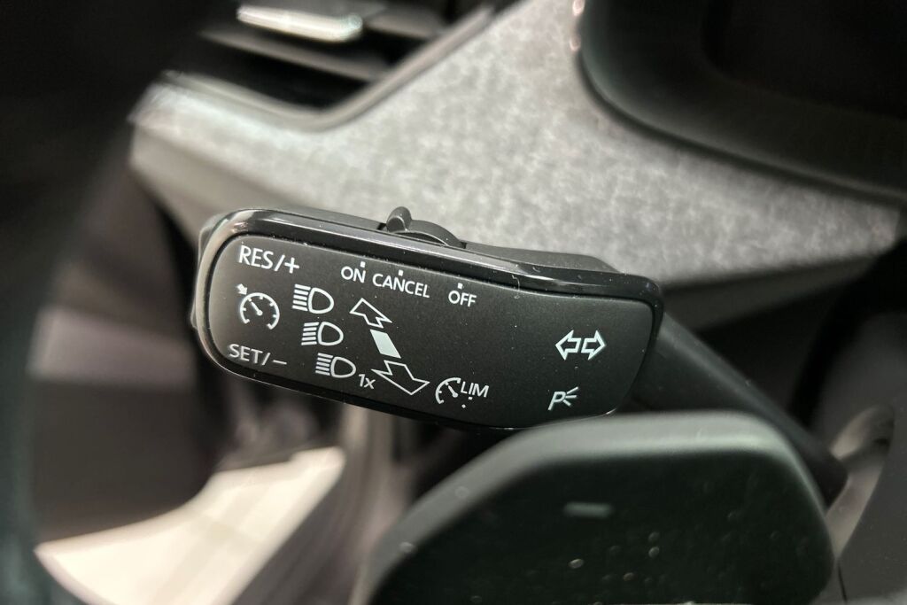 Skoda Kamiq 2024 1.0 TSI 116 Selection DSG Autom.